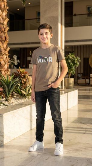 صورة تيشيرت بوما بني ولادي